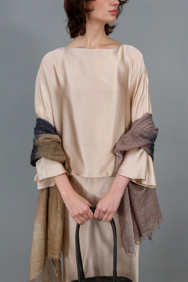 PAOLO CROPPED WIDE ARM BLOUSE IN CHAMPAGNE BEIGE - Image 2